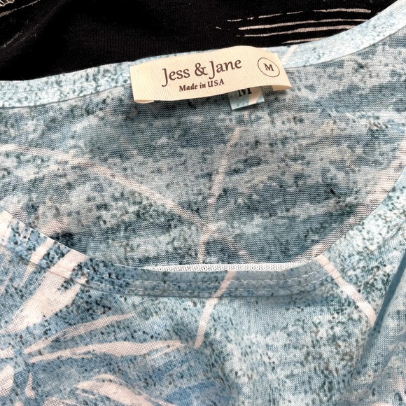 Lot of 4 Jess & Jane Tops Size Small Medium and XL Floral Geometric - Picture 6 of 6